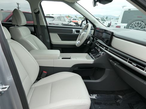 Used 2026 Hyundai Santa Fe SEL AWD/4WD image 27