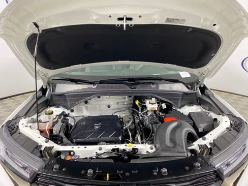 Certified 2023 Chevrolet TrailBlazer RS w/ Convenience Package image 24