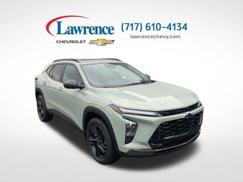 Certified 2025 Chevrolet Trax ACTIV w/ Sunroof Package FWD image 1