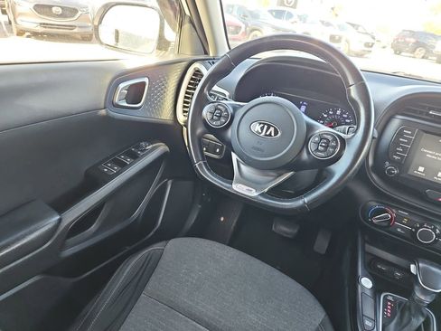 Used 2020 Kia Soul GT-Line w/ GT 2.0L Power Sunroof Package FWD image 10