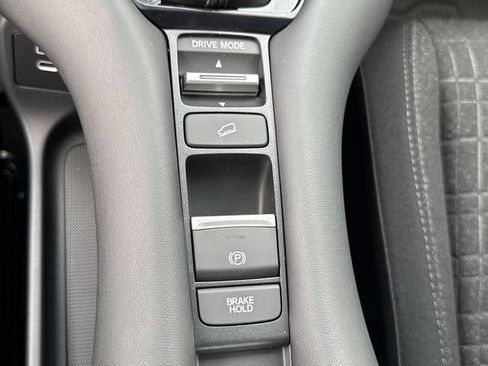 New 2027 Honda HR-V LX image 29
