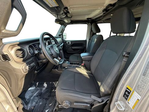 Used 2020 Jeep Wrangler Unlimited Sport S AWD/4WD image 9