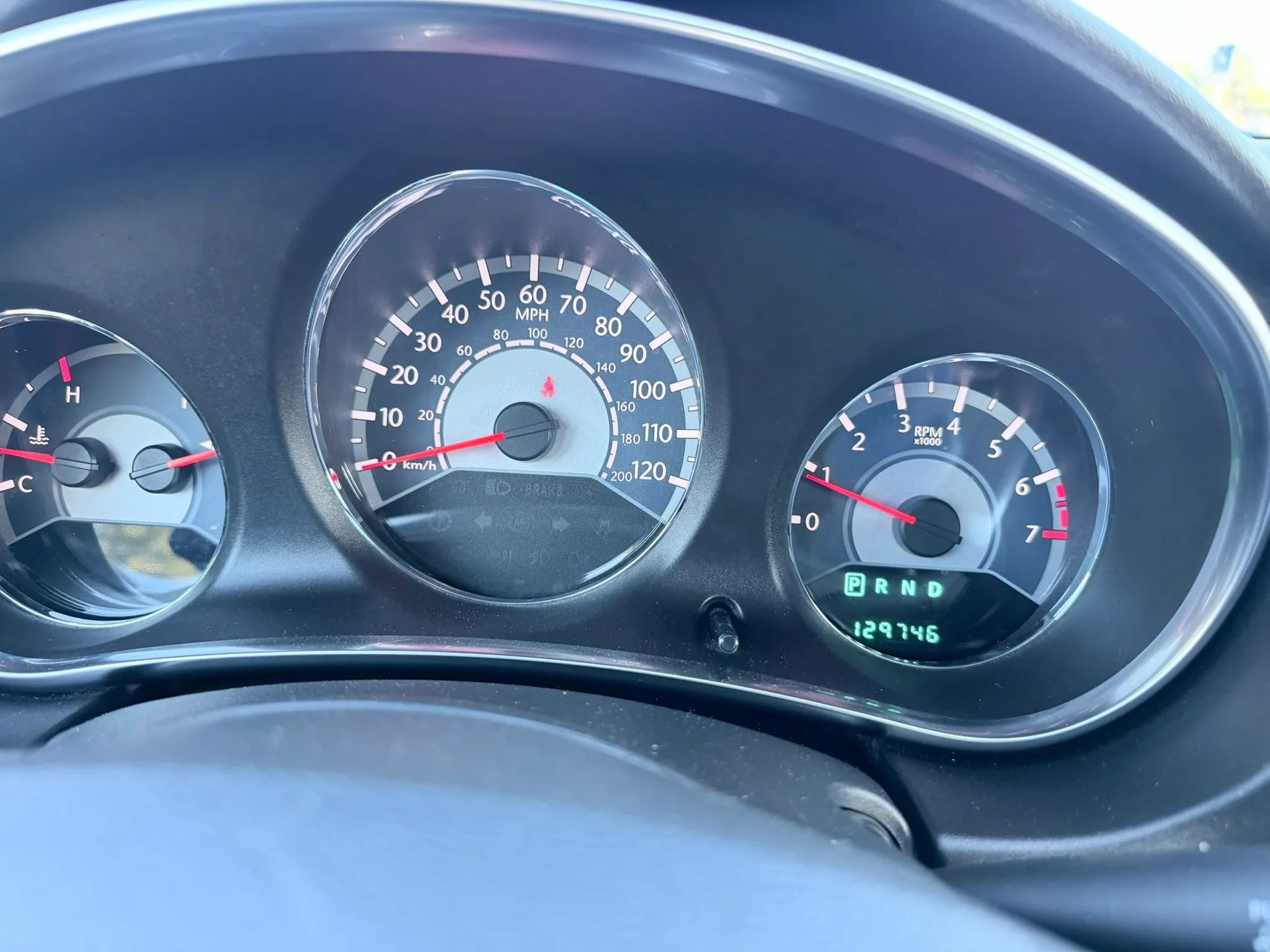 Used 2013 Chrysler 200 LX FWD image 22