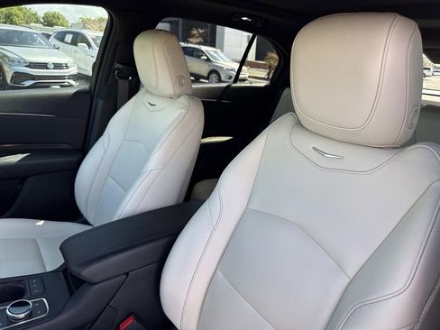 Used 2020 Cadillac XT4 Sport w/ Driver Awareness Package FWD image 21