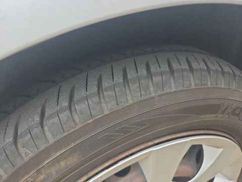 Used 2020 Toyota Corolla LE image 28