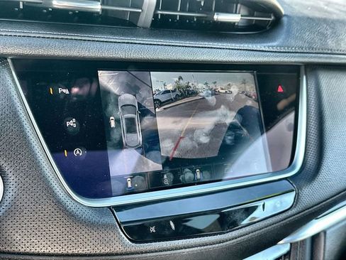 Used 2024 Cadillac XT5 Premium Luxury w/ Technology Package image 15