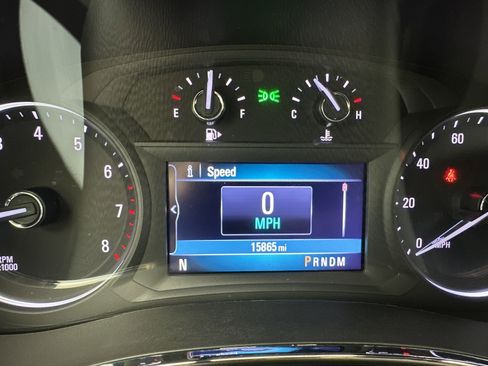 Certified 2022 Buick Encore Preferred w/ Safety Package AWD/4WD image 19