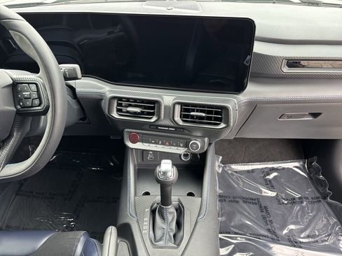 Used 2025 Ford Mustang Dark Horse image 14