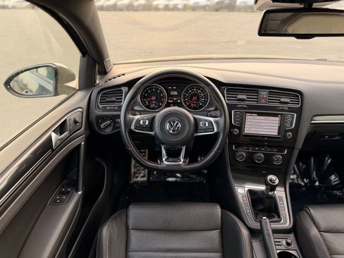 Used 2016 Volkswagen GTI SE w/ Driver Assistance Package FWD image 28