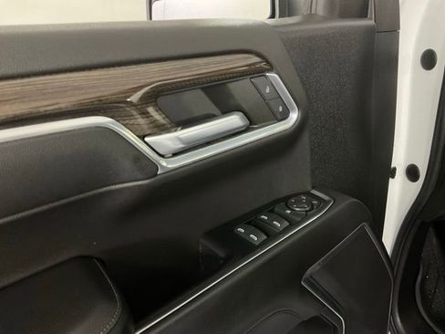 Used 2022 Chevrolet Silverado 1500 LT image 28