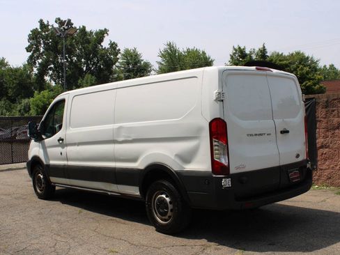 Used 2018 Ford Transit 150 148 Low Roof RWD image 3