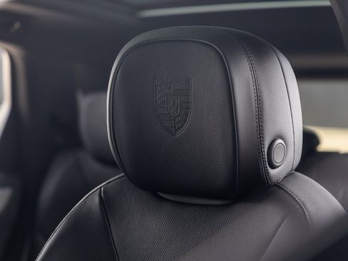 New 2026 Porsche Cayenne image 29