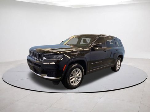 Used 2023 Jeep Grand Cherokee L Laredo w/ Luxury Tech Group I AWD/4WD image 3