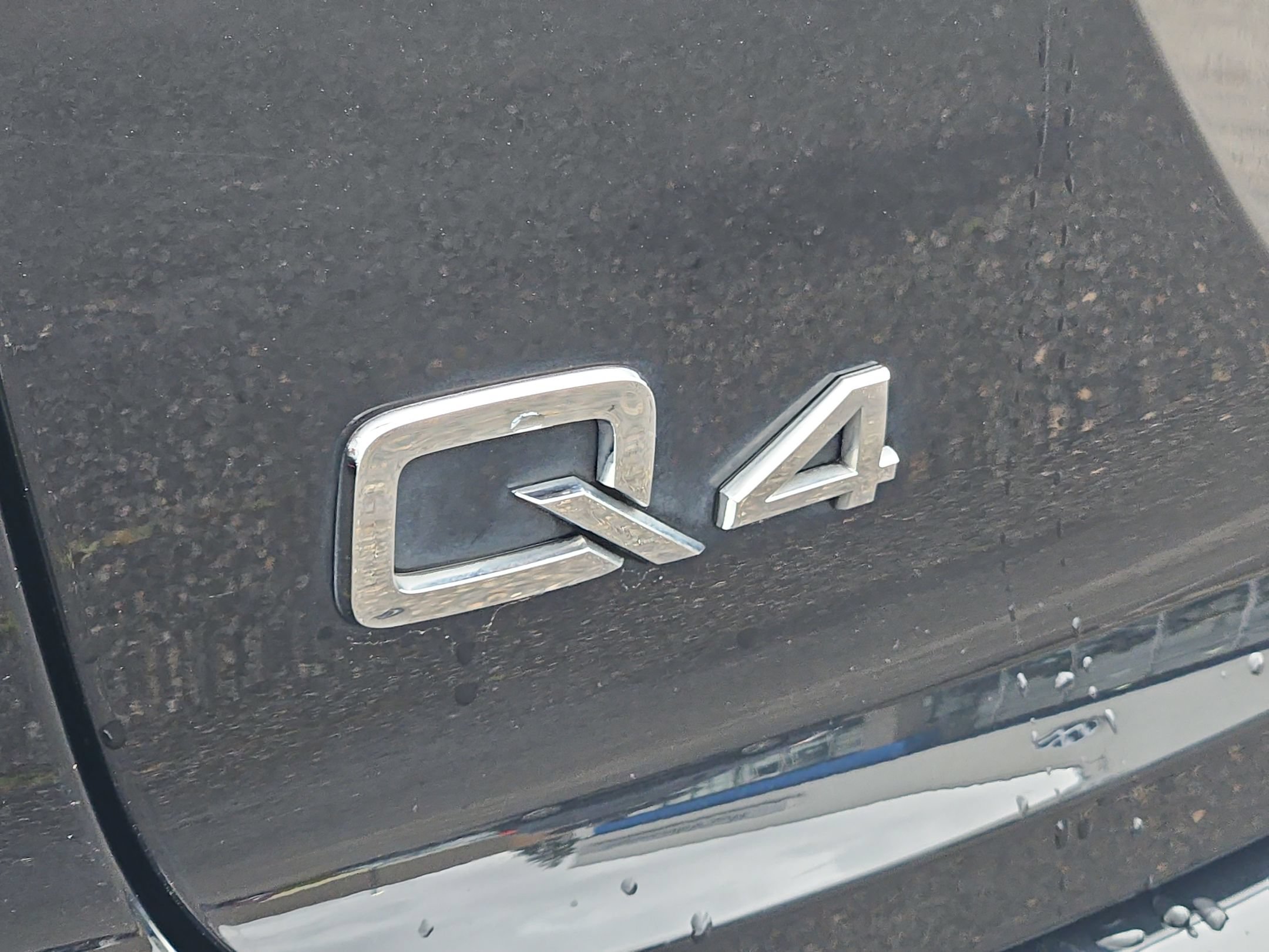 Used 2023 Audi Q4 e-tron Premium AWD/4WD image 27