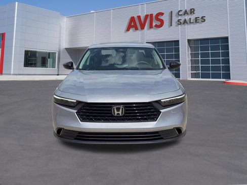 Used 2025 Honda Accord SE image 2