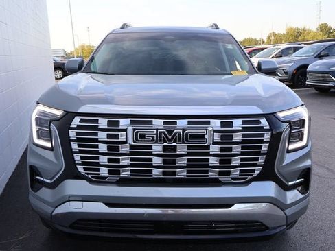 Used 2026 GMC Terrain Denali AWD/4WD image 2