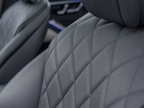 Used 2023 Mercedes-Benz S 580e 4MATIC Sedan image 21