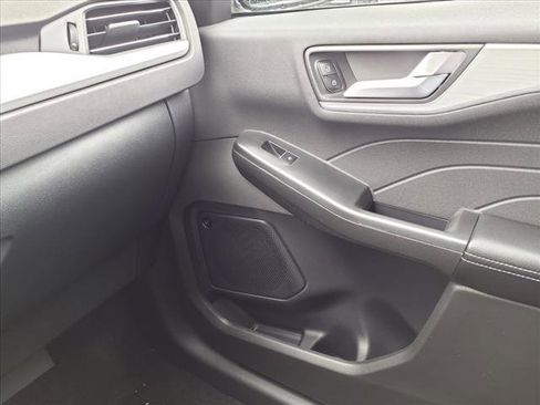 New 2023 Ford Escape SE w/ PHEV Premium Package image 20