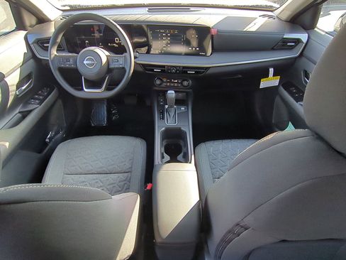 New 2026 Nissan Kicks SV image 16