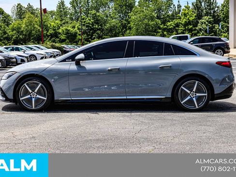 Used 2024 Mercedes-Benz EQE 500 4MATIC Sedan image 9