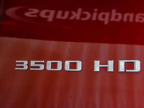 Used 2024 Chevrolet Silverado 3500 LT w/ Convenience Package image 43