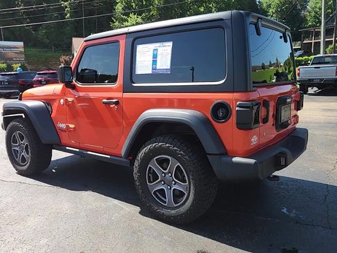 Used 2019 Jeep Wrangler Sport AWD/4WD image 13