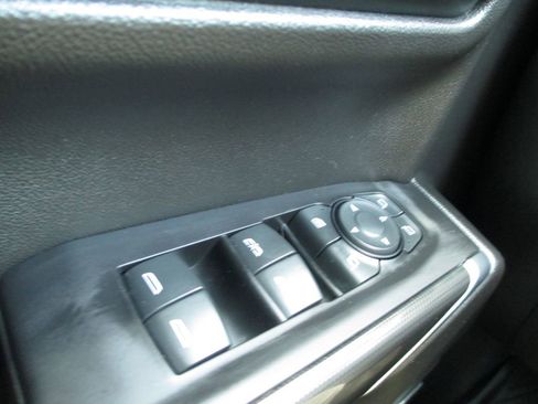 Used 2019 GMC Sierra 1500 AT4 w/ AT4 Premium Package image 28