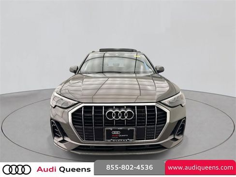 Certified 2022 Audi Q3 2.0T Premium w/ Convenience Package image 5
