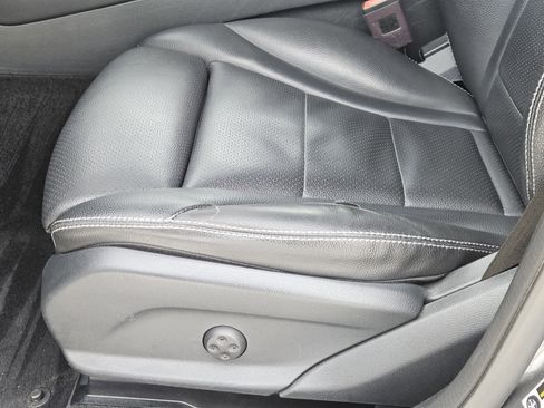 Used 2019 Mercedes-Benz GLC 300 image 24