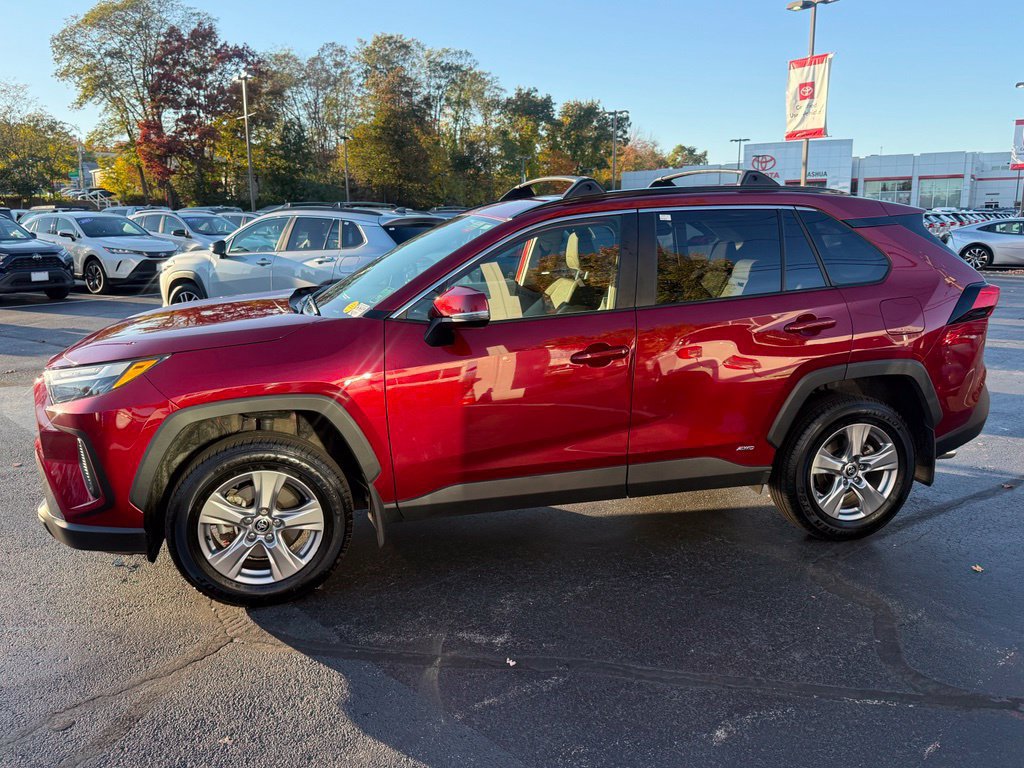 Used 2024 Toyota RAV4 XLE w/ Weather Package AWD/4WD image 4