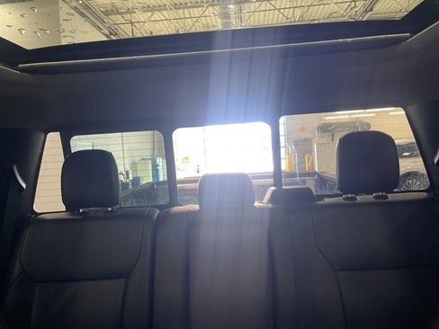 Used 2022 Ford F150 Lariat w/ Equipment Group 502A High image 61