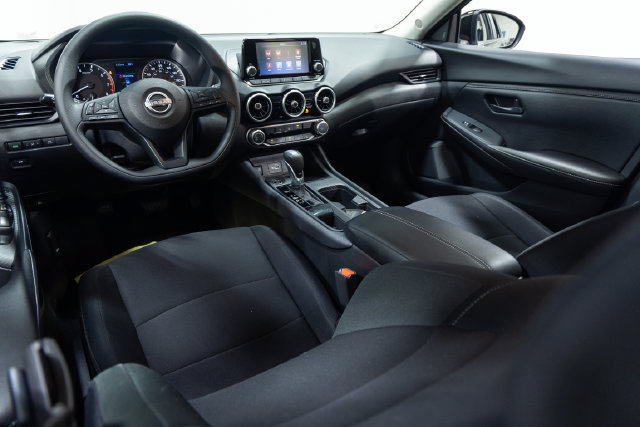 Used 2025 Nissan Sentra S FWD image 20