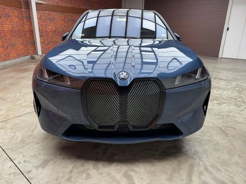 New 2026 BMW iX xDrive60 w/ Premium Package image 8