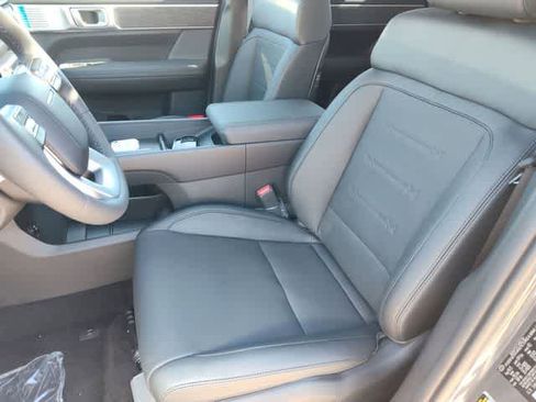 New 2026 Hyundai Santa Fe Limited image 13