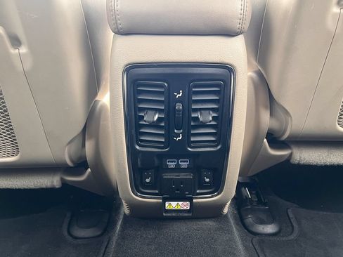 Used 2015 Dodge Durango Citadel w/ Technology Group AWD/4WD image 31