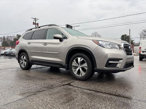 Used 2020 Subaru Ascent Premium w/ Convenience Package image 4