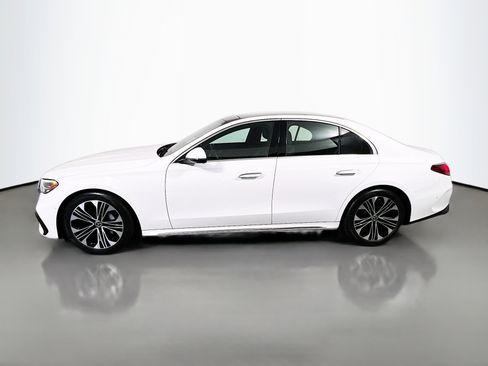 Used 2024 Mercedes-Benz E 350 4MATIC Sedan image 9
