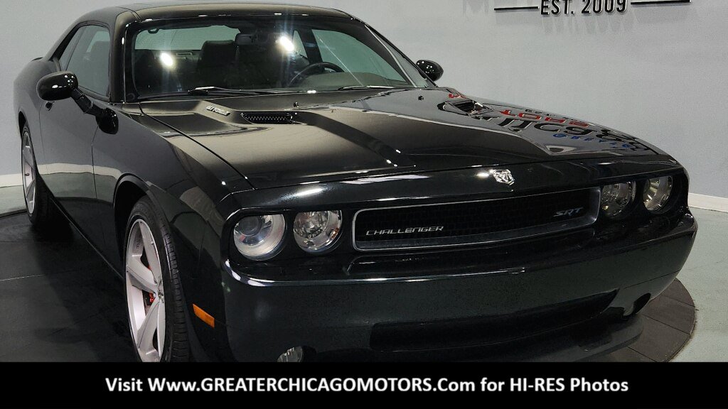 Used 2008 Dodge Challenger SRT8 RWD image 3