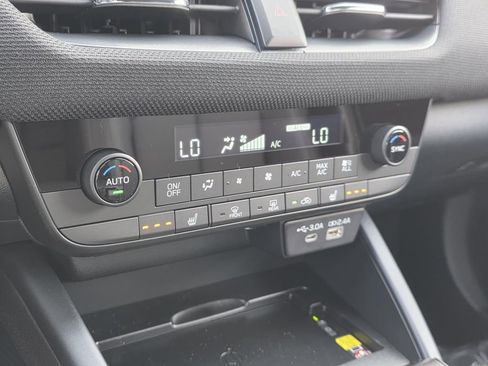 New 2026 Subaru Outback Limited image 25