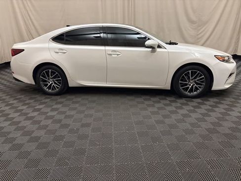 Used 2017 Lexus ES 350 image 4