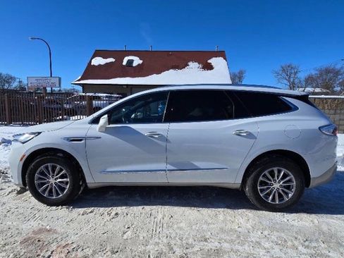 Used 2022 Buick Enclave Essence w/ Trailering Package, 5000 lbs. image 1