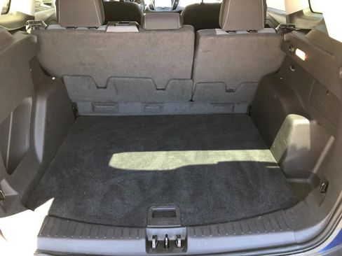 Used 2018 Ford Escape SE w/ SE Sync 3 Package AWD/4WD image 36