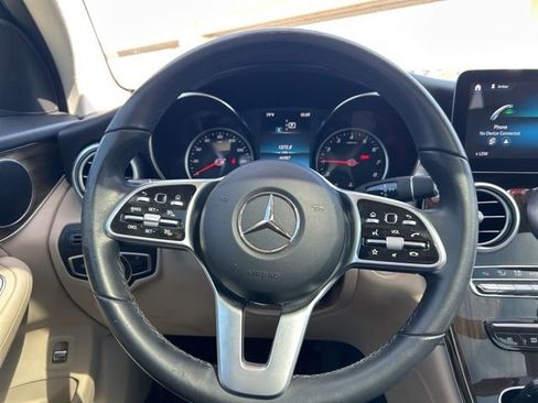 Used 2021 Mercedes-Benz GLC 300 image 18