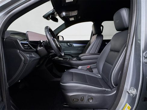 Certified 2025 Buick Enclave Sport Touring image 20