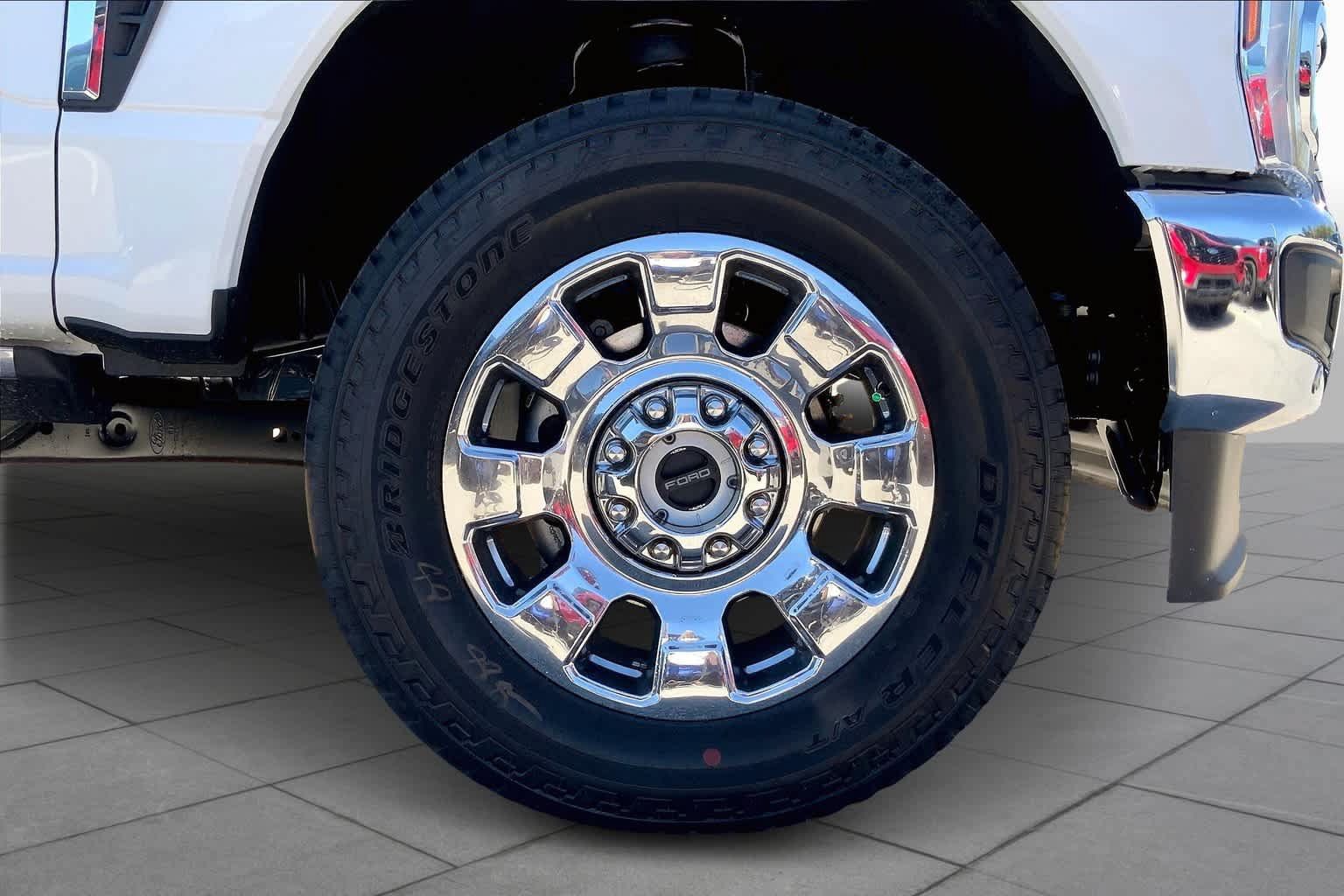 Used 2025 Ford F250 King Ranch w/ Chrome Package AWD/4WD image 10