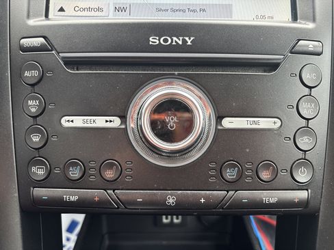 Used 2019 Ford Fusion Titanium image 24