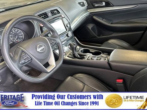 Used 2023 Nissan Maxima SV w/ Floor Mat Group image 10