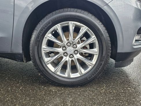 Used 2019 Buick Enclave Premium image 9
