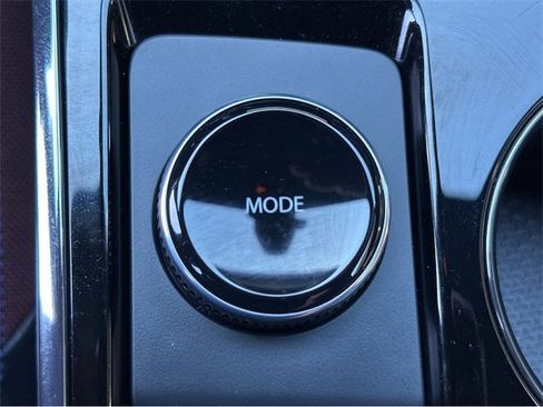 Used 2025 Chevrolet Equinox RS w/ Safety and Technology Package image 31