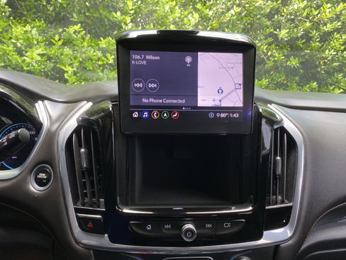 Used 2020 Chevrolet Traverse LT w/ LT Premium Package FWD image 28